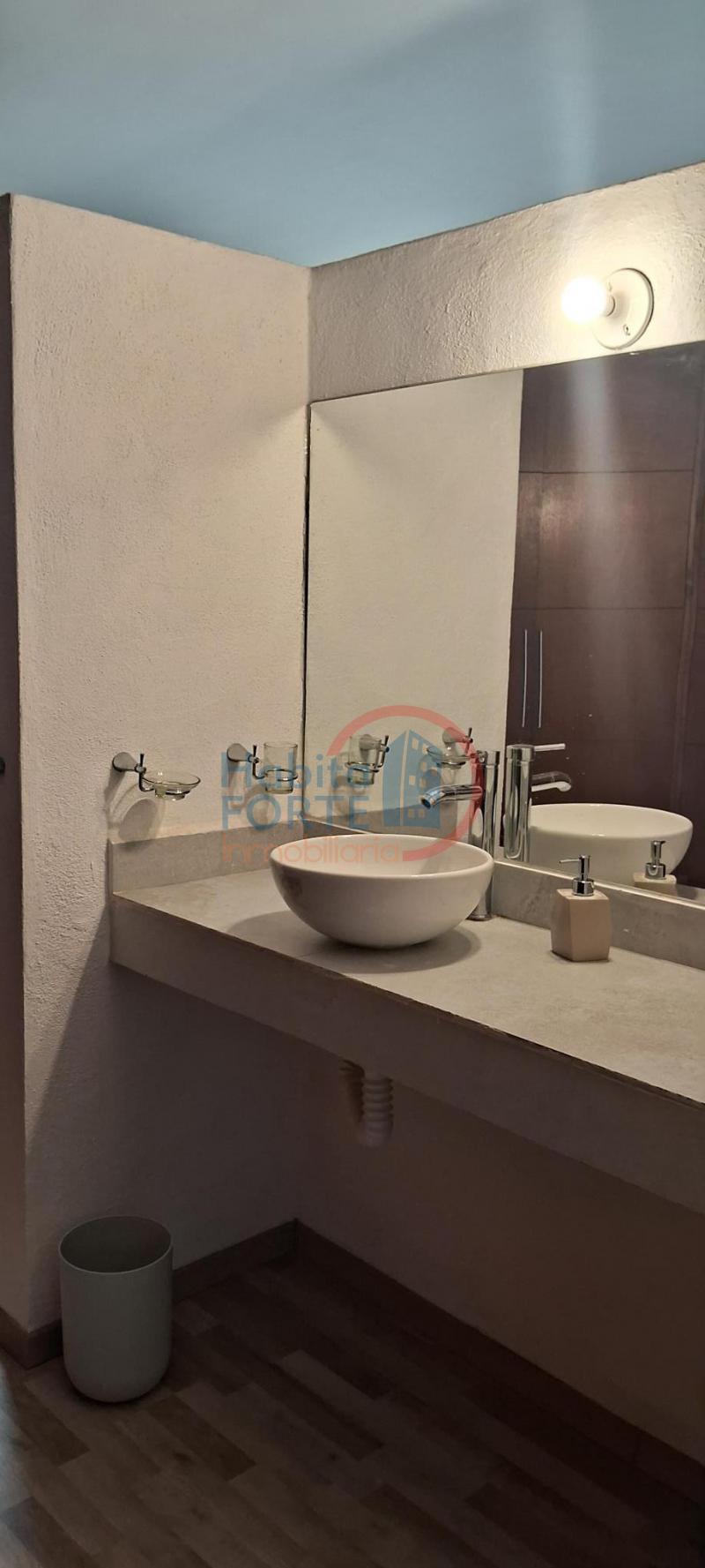 Renta de Amueblado  en SAN LUIS POTOSI en CONDOMINIO MIXTO LA LOMA