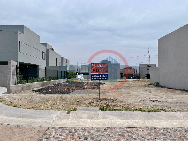 Venta de Terreno  en  en LOMAS DEL CAMPANARIO NORTE