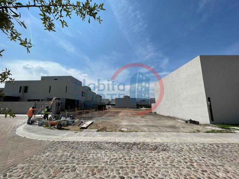 Venta de Terreno  en  en LOMAS DEL CAMPANARIO NORTE