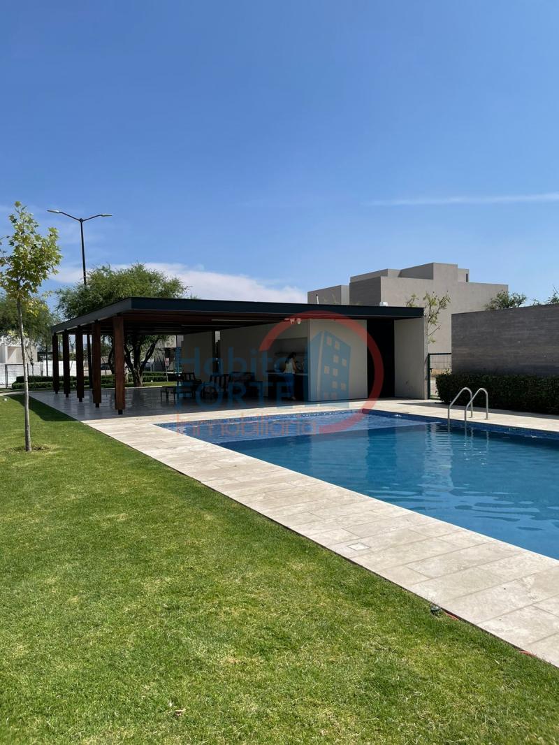 Venta de Terreno  en  en LOMAS DEL CAMPANARIO NORTE
