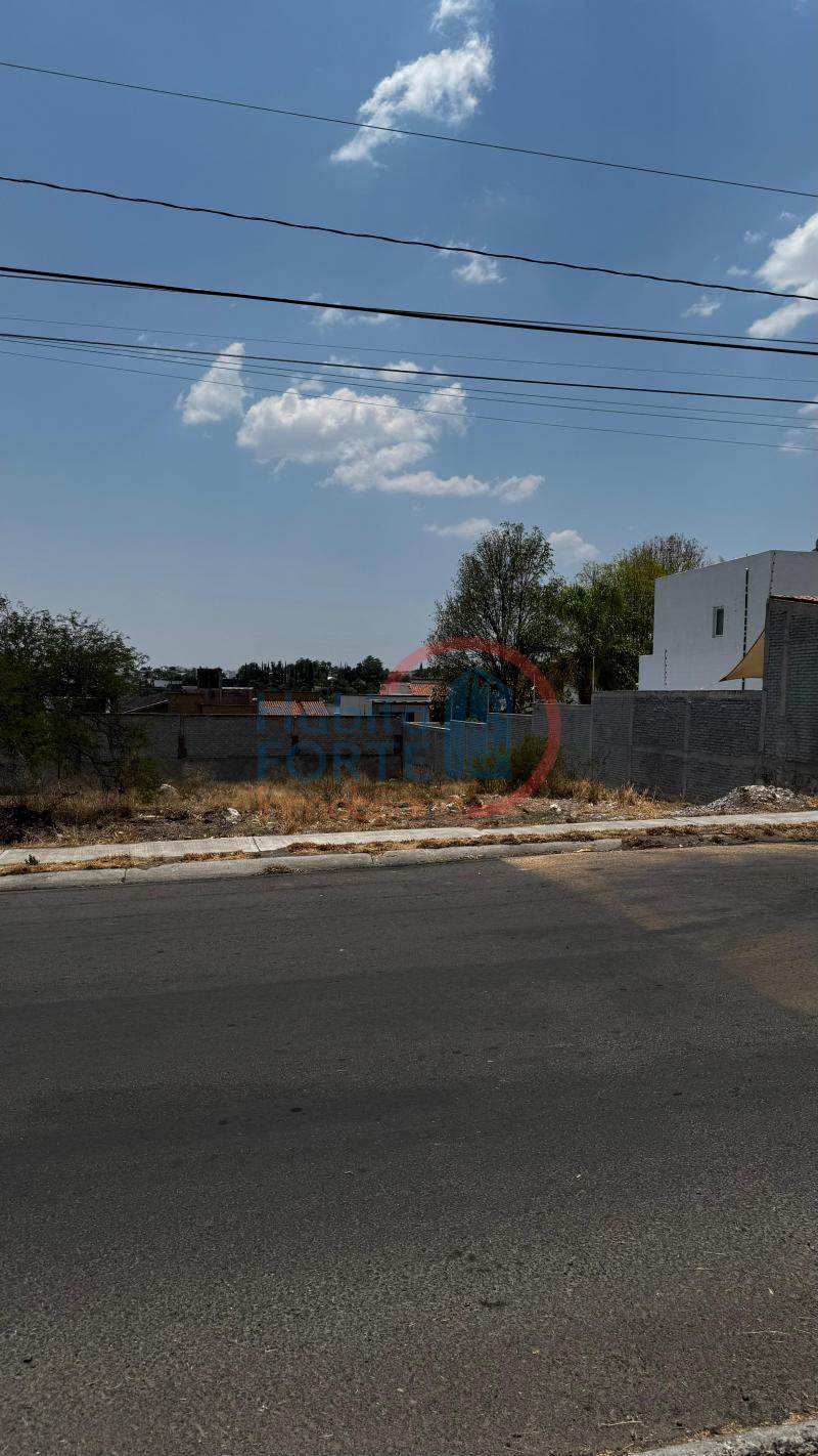 Venta de Terreno  en QUERETARO en FRACCIONAMIENTO JURIQUILLA