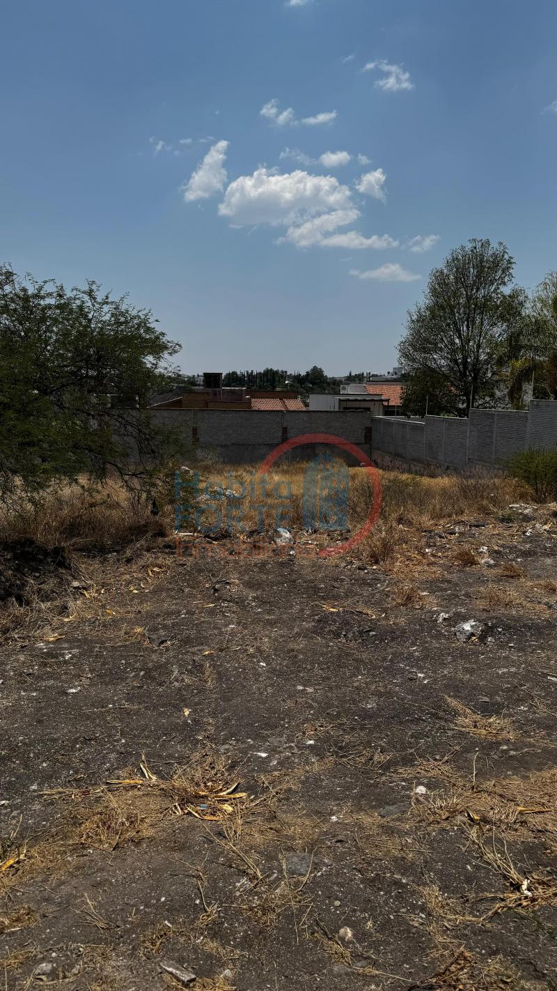 Venta de Terreno  en QUERETARO en FRACCIONAMIENTO JURIQUILLA