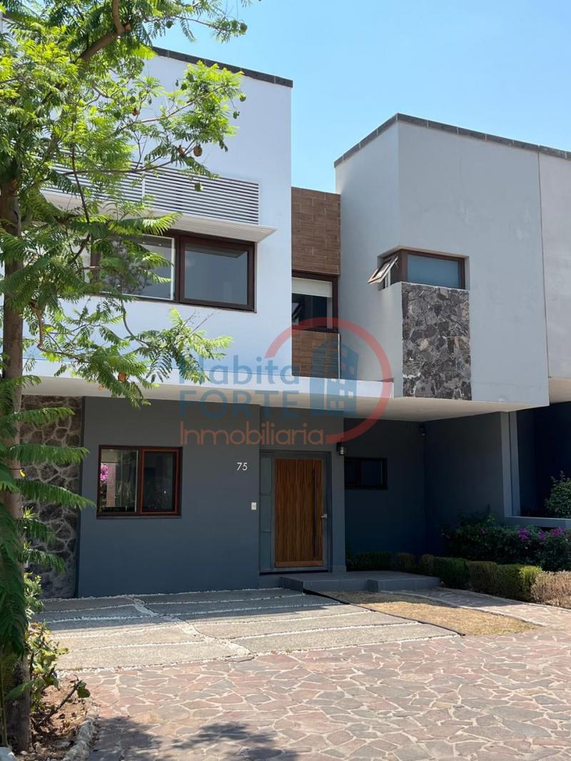 Renta de Casa  en QUERETARO en ALTOZANO