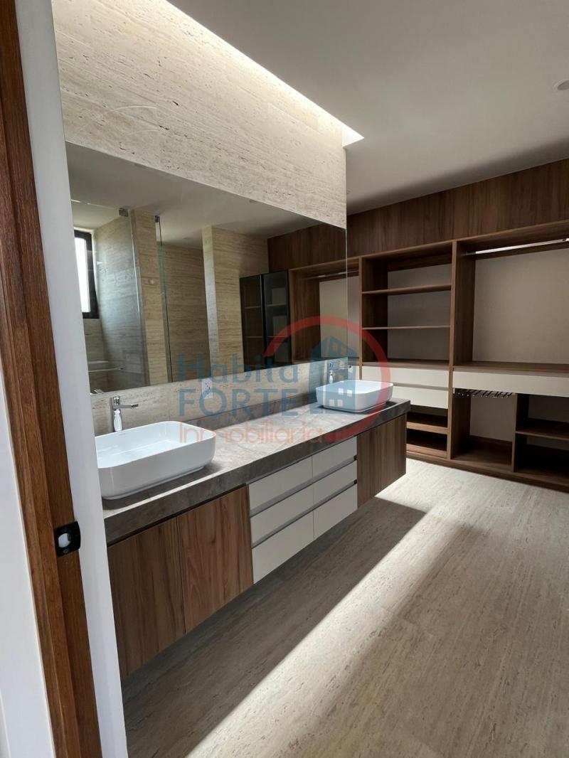 Renta de Casa  en QUERETARO en ALTOZANO