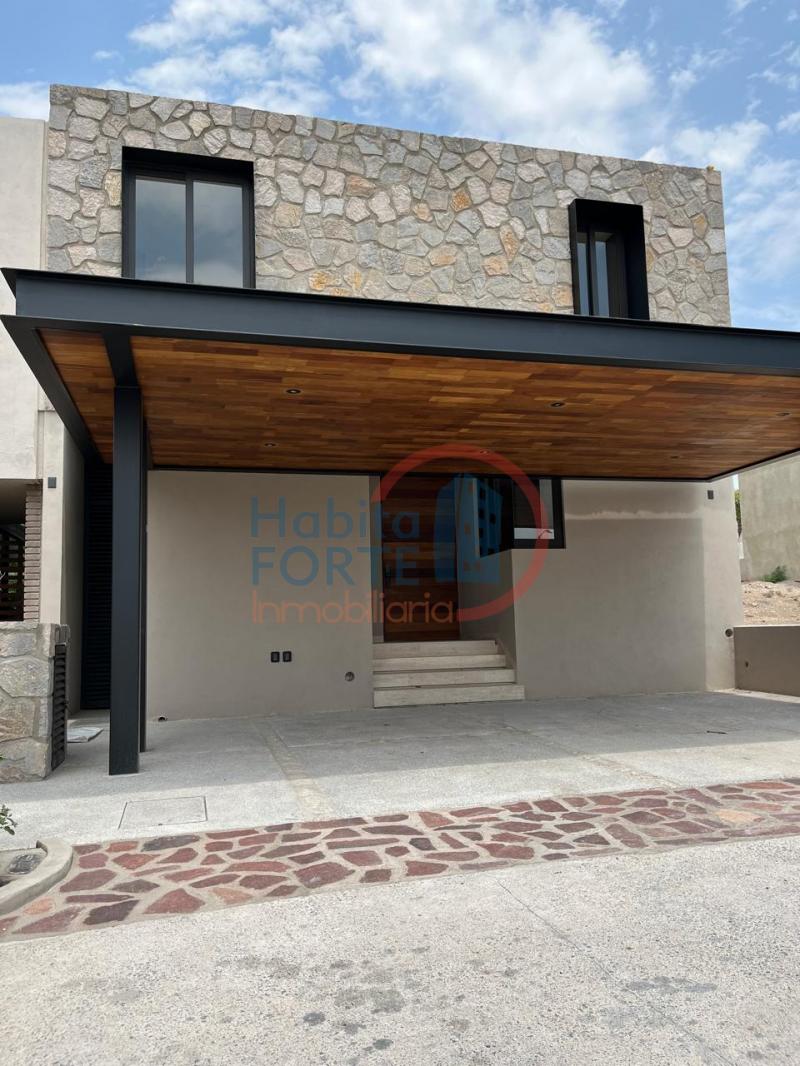 Renta de Casa  en QUERETARO en ALTOZANO