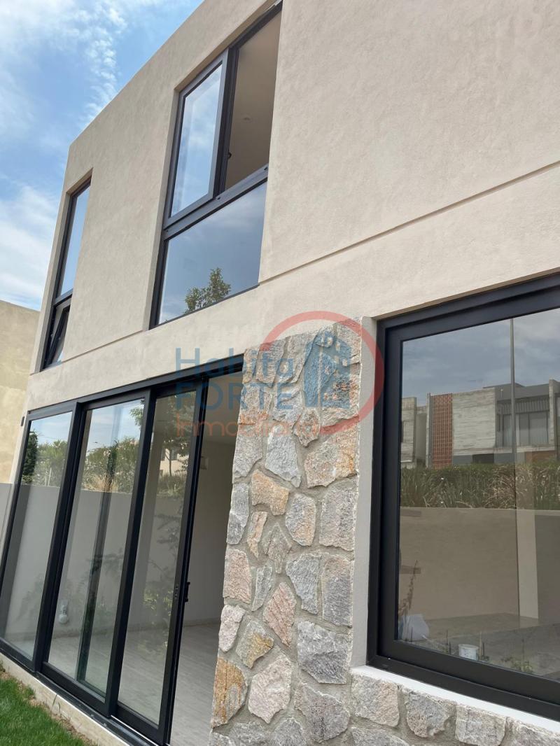 Renta de Casa  en QUERETARO en ALTOZANO