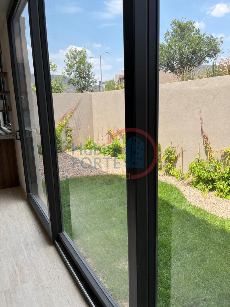 Renta de Casa  en QUERETARO en ALTOZANO