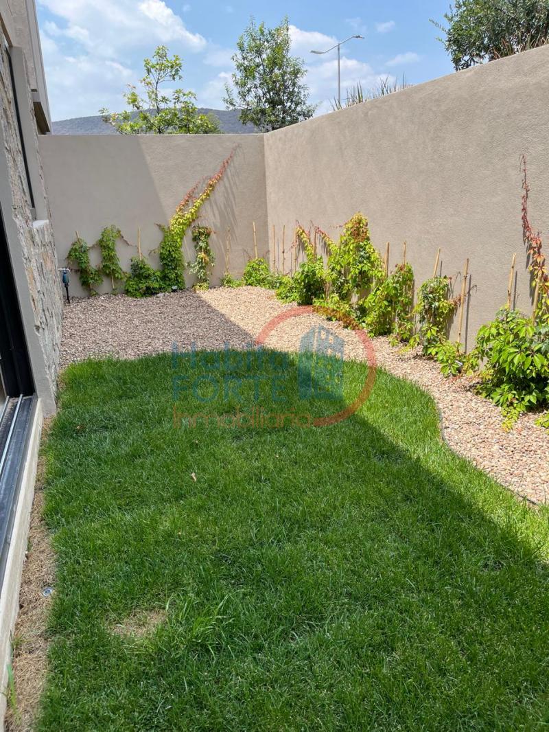 Renta de Casa  en QUERETARO en ALTOZANO