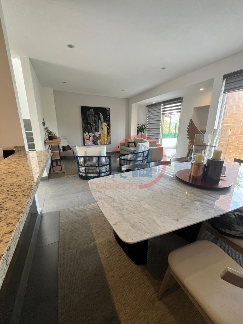 Venta de Casa  en QUERETARO en ALTOZANO