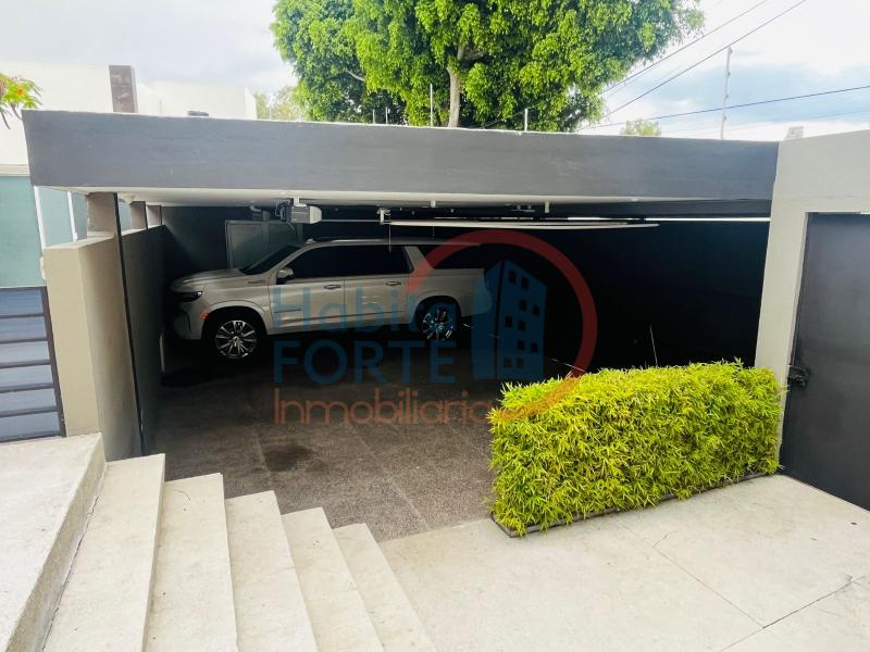Venta de Casa  en QUERETARO en VILLAS DEL MESON JURIQUILLA
