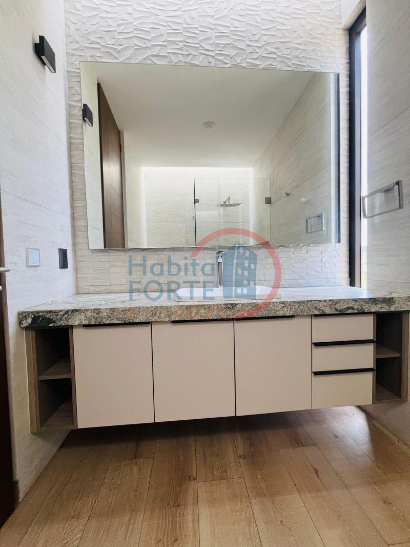 Venta de Casa  en QUERETARO en ALTOZANO
