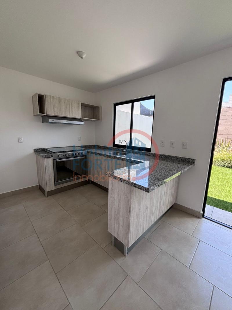 Venta de Casa  en  en ZIRE EL MARQUES