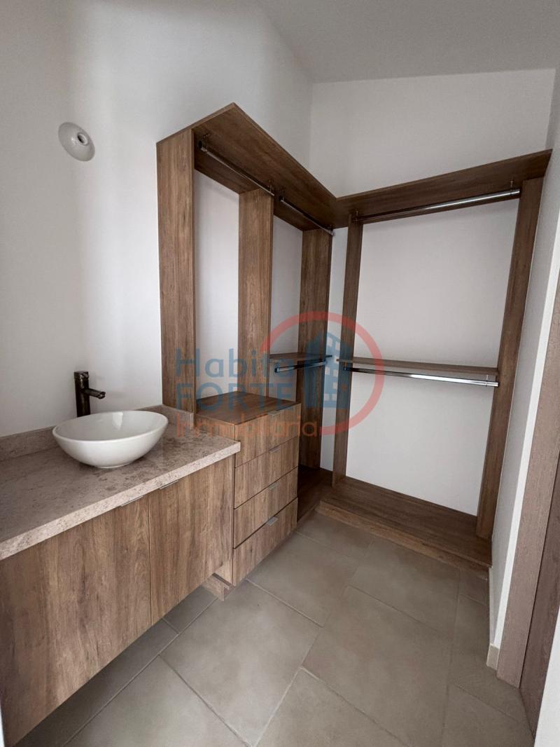 Venta de Casa  en  en ZIRE EL MARQUES
