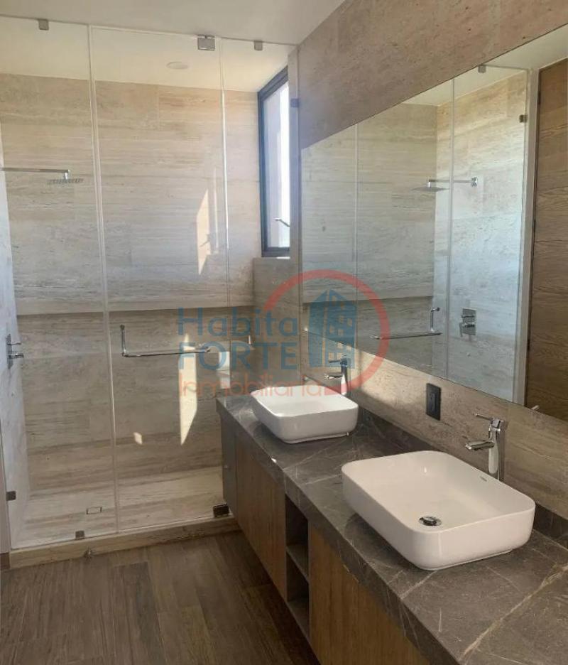 Renta de Casa  en QUERETARO en ALTOZANO