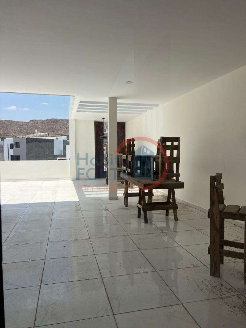 Venta de Casa  en  en CENNET GRAND RESIDENCIAL