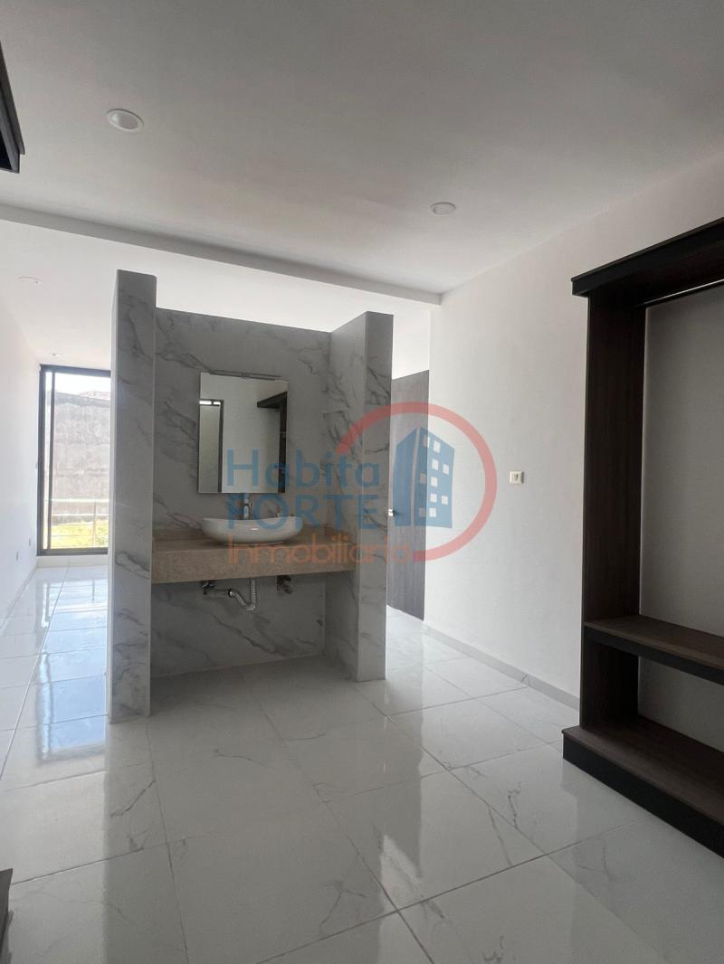Venta de Casa  en  en CENNET GRAND RESIDENCIAL