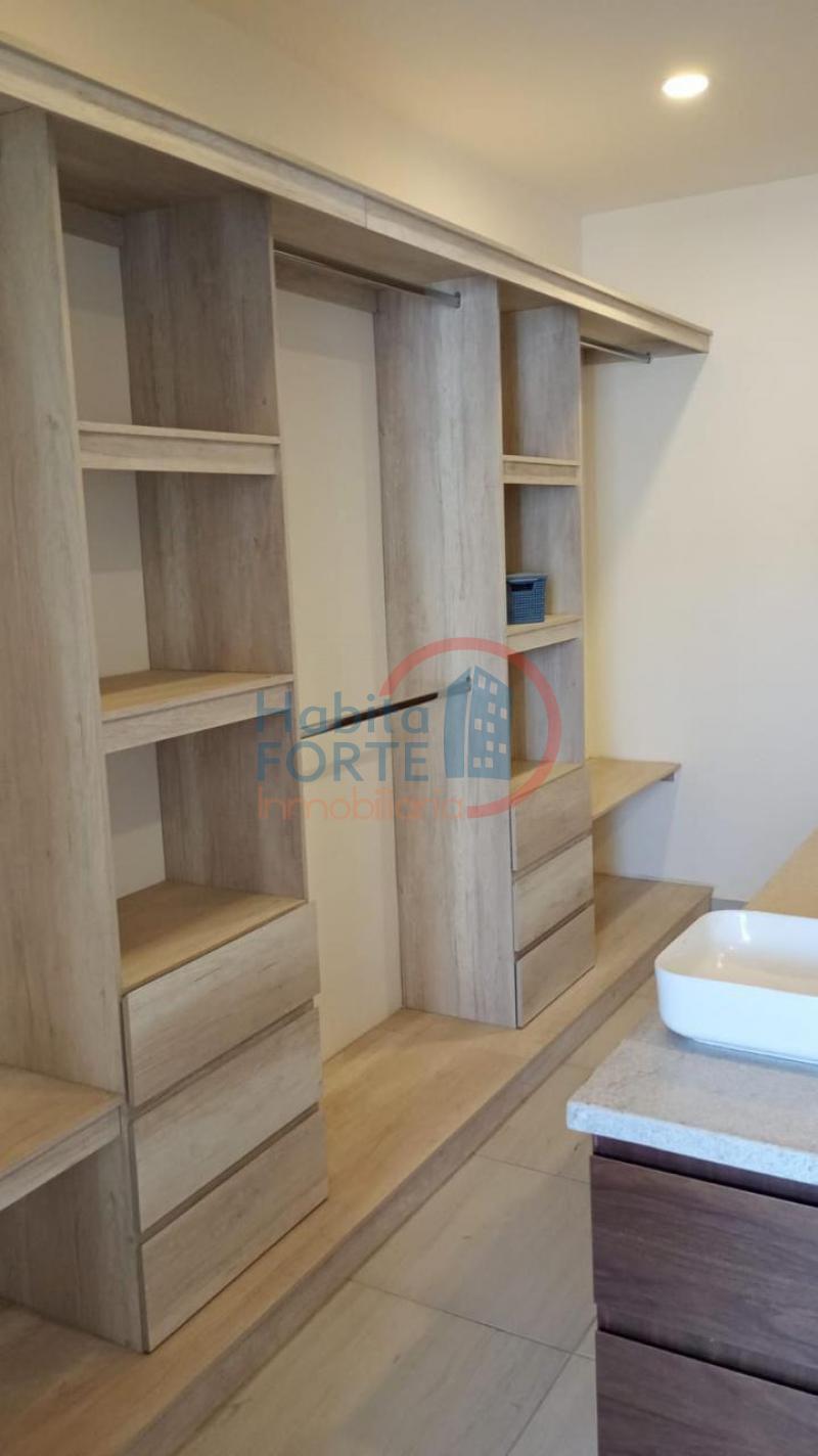 Venta de Casa  en  en CENNET GRAND RESIDENCIAL