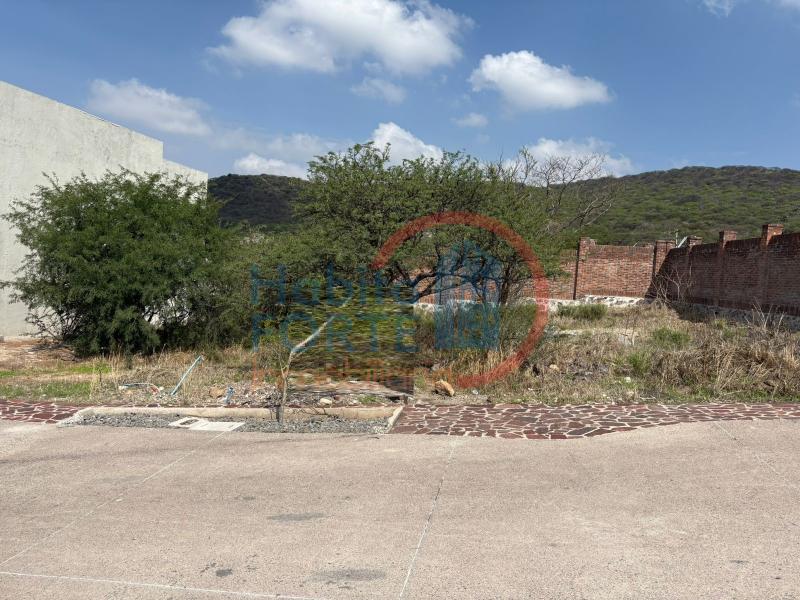 Venta de Terreno  en QUERETARO en ALTOZANO