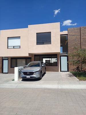 Renta de Casa en SAN ISIDRO JURIQUILLA