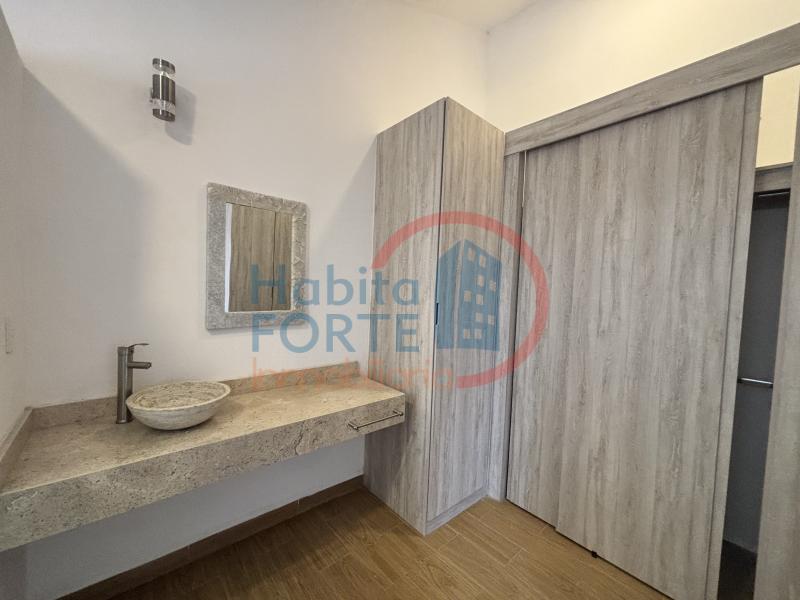 Renta de Casa  en  en HACIENDA VALBUENA