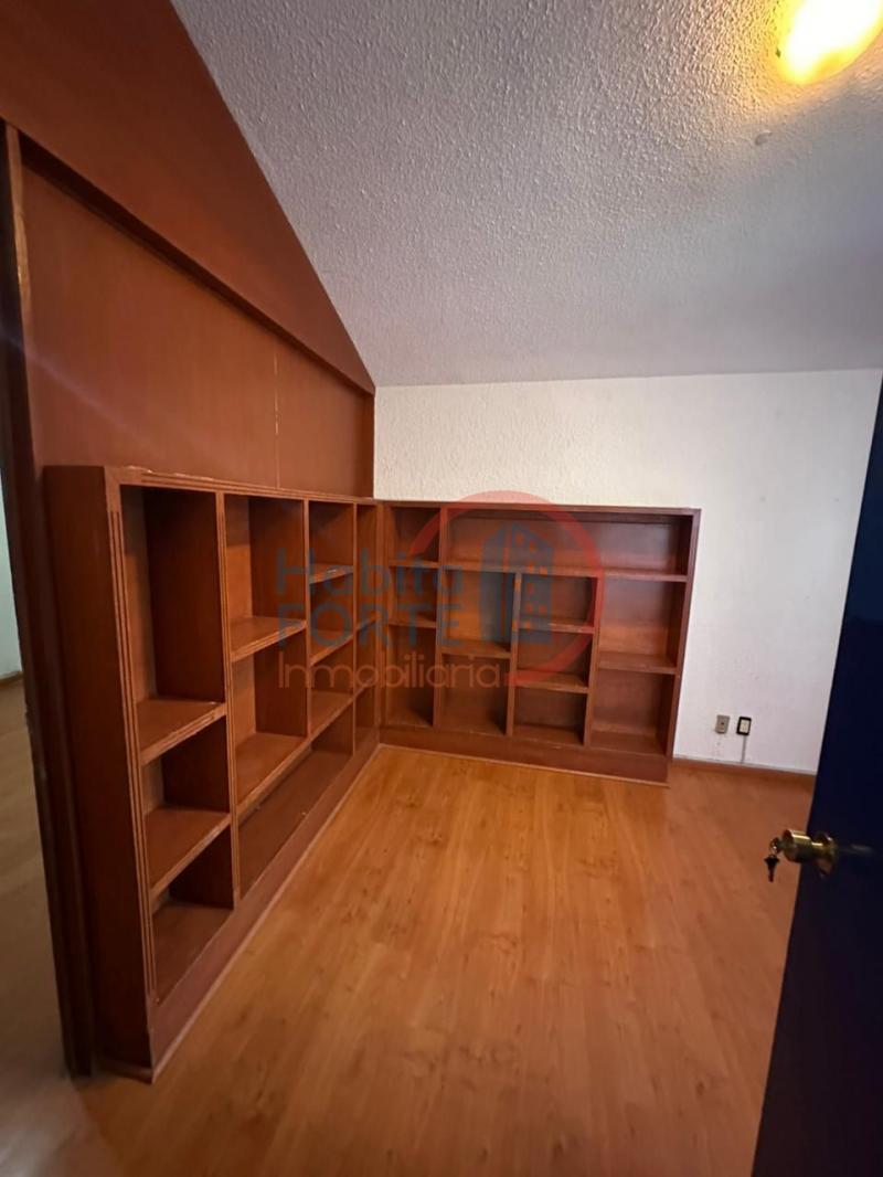 Renta de Casa en , BUROCRATA