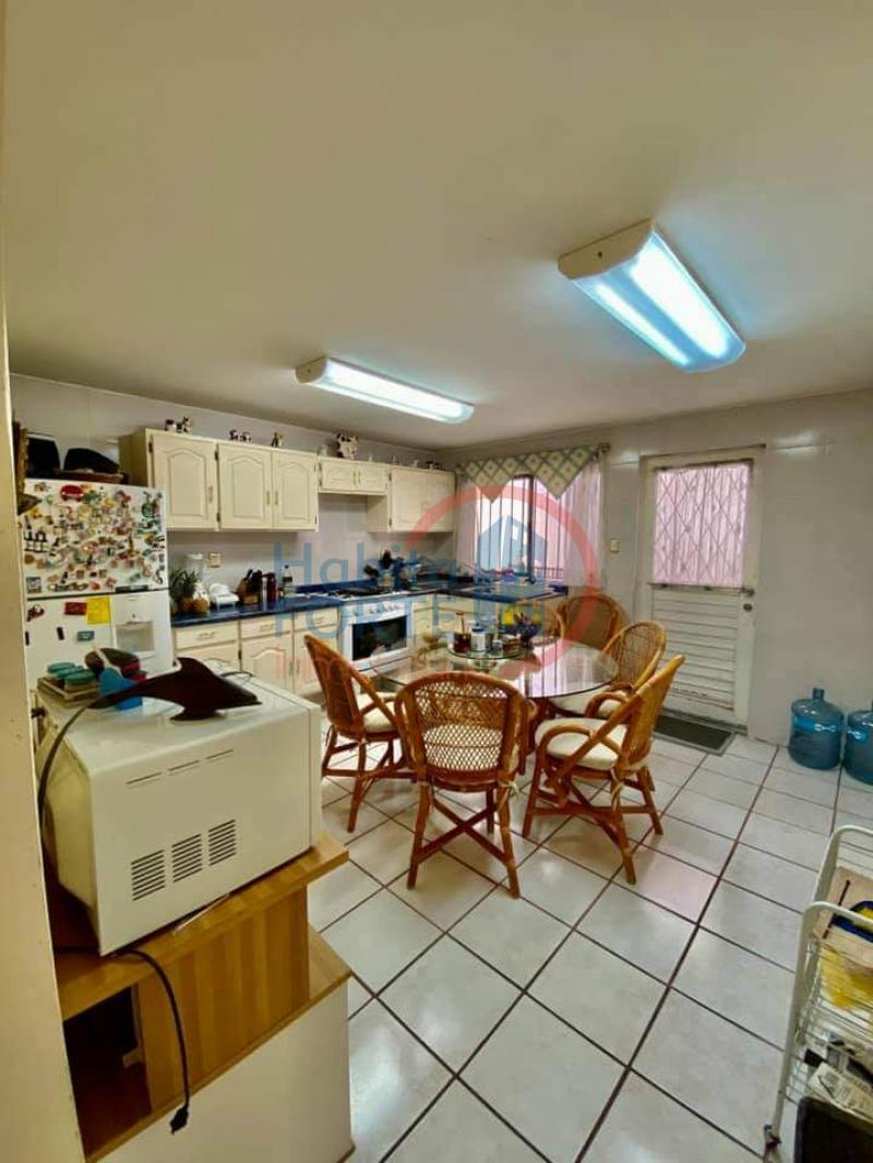 Renta de Oficina en SAN LUIS POTOSI, LOMAS 4a SECCION