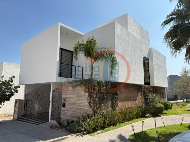 Venta de Casa en SAN LUIS POTOSI, LOMAS DEL PEDREGAL
