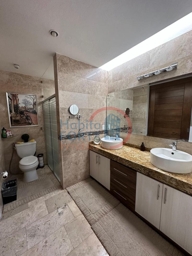 Venta de Casa en SAN LUIS POTOSI, LOMAS DEL PEDREGAL