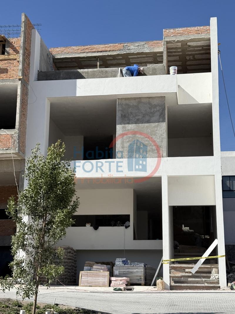 Venta de Casa en SAN LUIS POTOSI, FRACC. VILLAMAGNA