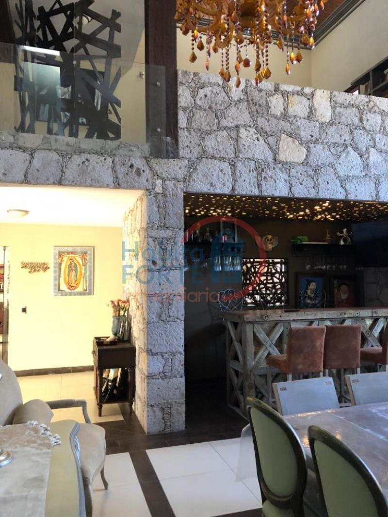 Venta de Casa en , VISTA ANTIGUA