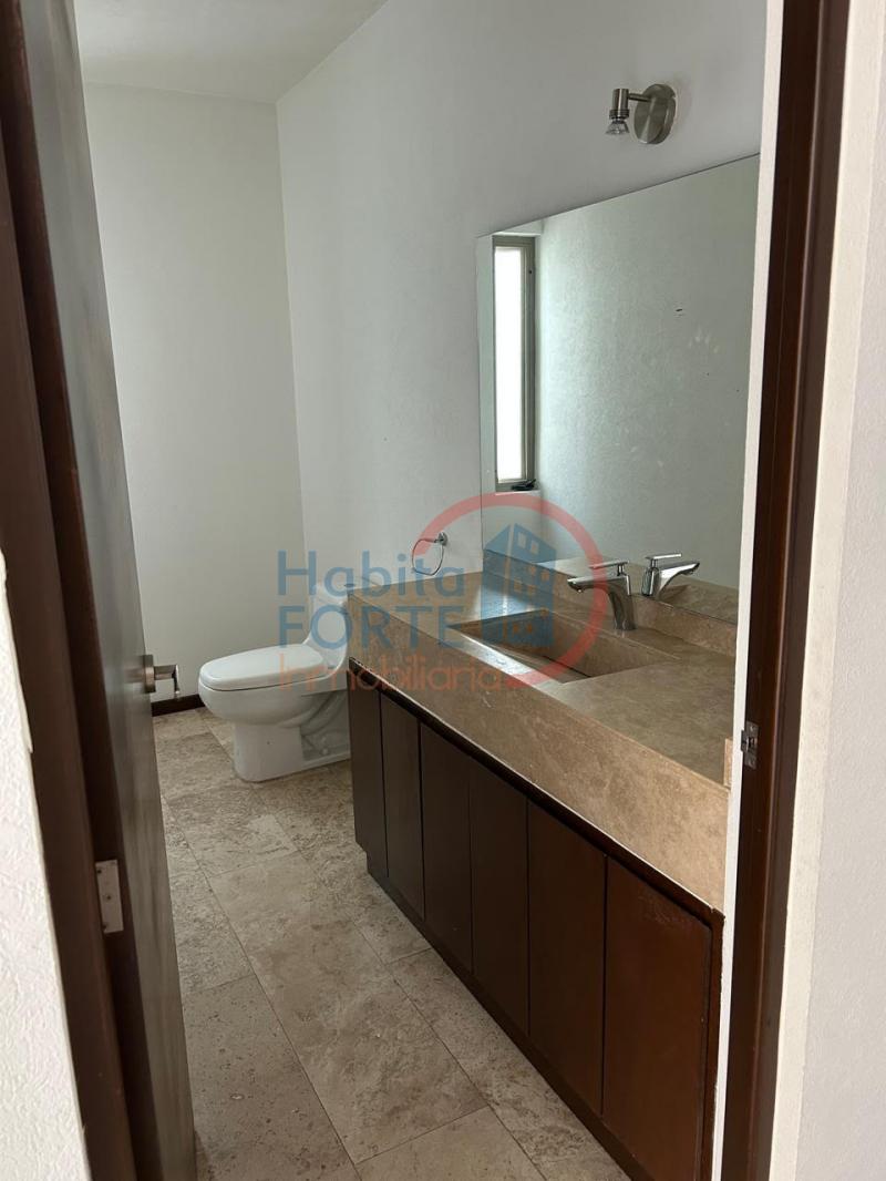 Renta de Casa en SAN LUIS POTOSI, LA LOMA DE GOLF