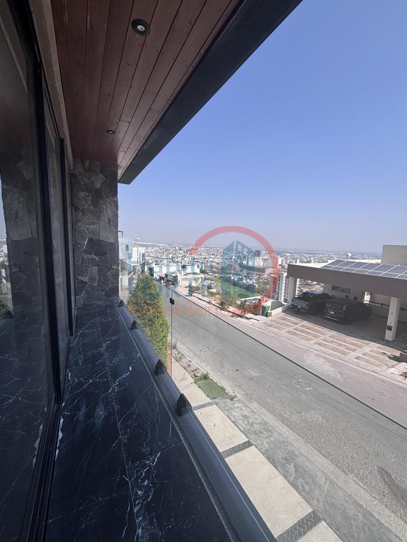 Venta de Casa en SAN LUIS POTOSI, LA LOMA DE GOLF