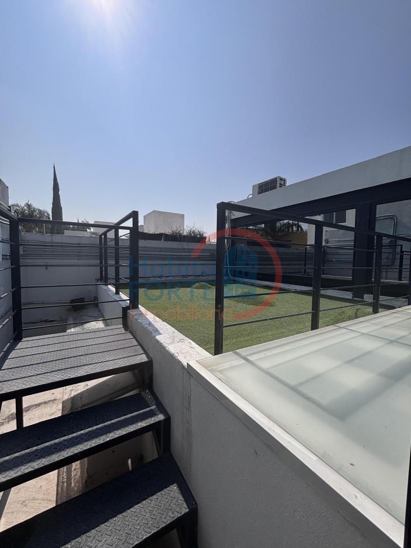 Venta de Casa en SAN LUIS POTOSI, LOMAS 4a SECCION