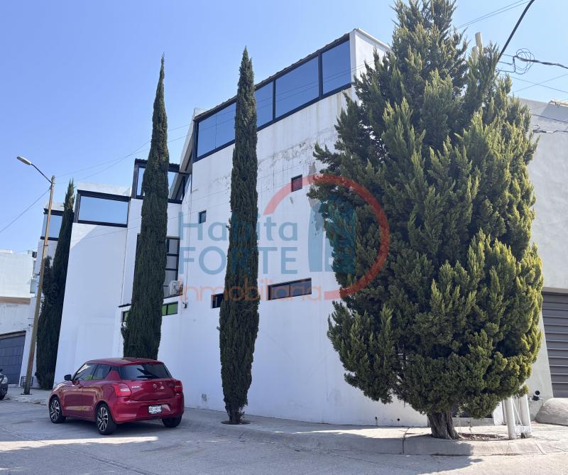 Venta de Casa en SAN LUIS POTOSI, LOMAS 4a SECCION