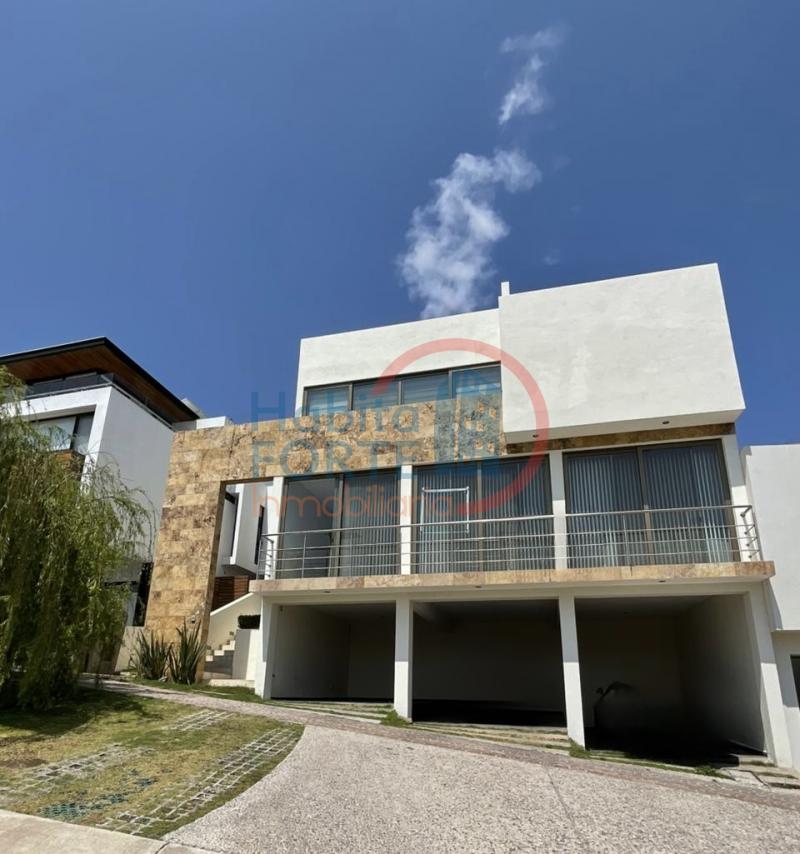 Venta de Casa en , FRACCIONAMIENTO SIERRAZUL