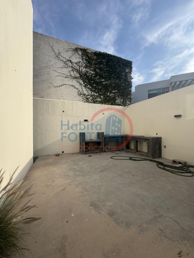 Venta de Casa en , FRACCIONAMIENTO SIERRAZUL