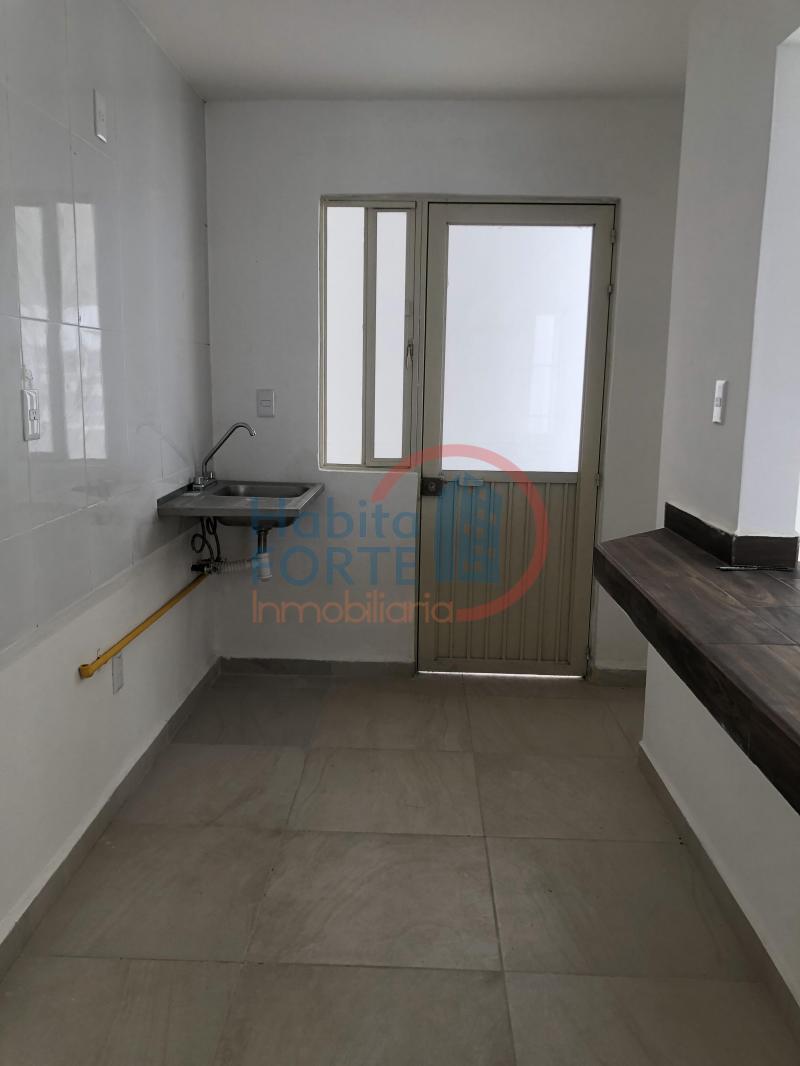 Venta de Casa en SAN LUIS POTOSI, ARBOLEDAS DE JACARANDAS