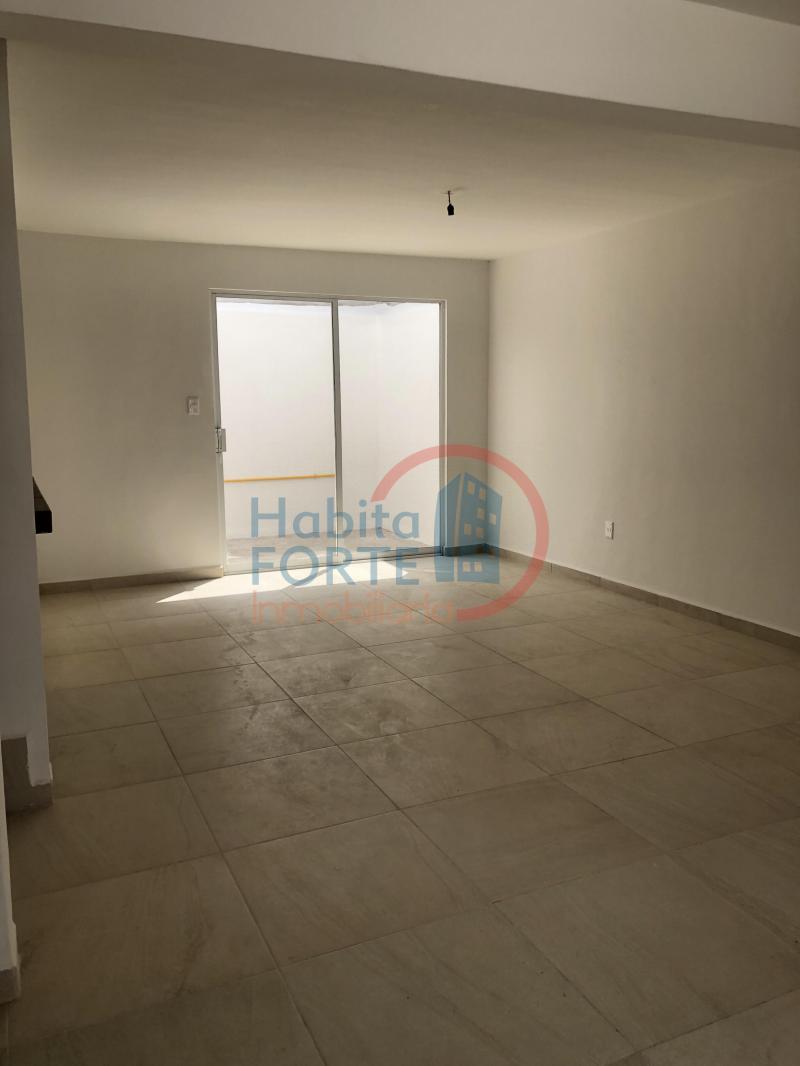 Venta de Casa en SAN LUIS POTOSI, ARBOLEDAS DE JACARANDAS