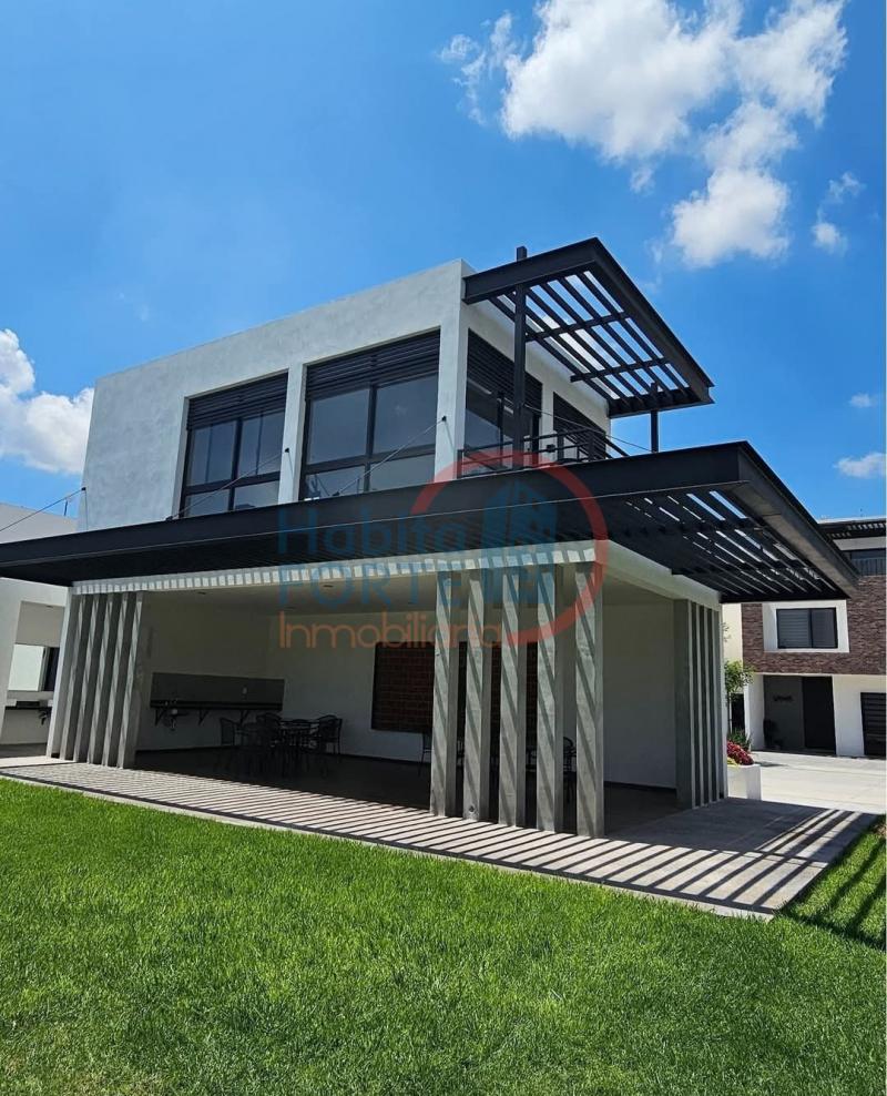 Venta de Casa en VILLA DE POZOS, VILLA DE POZOS