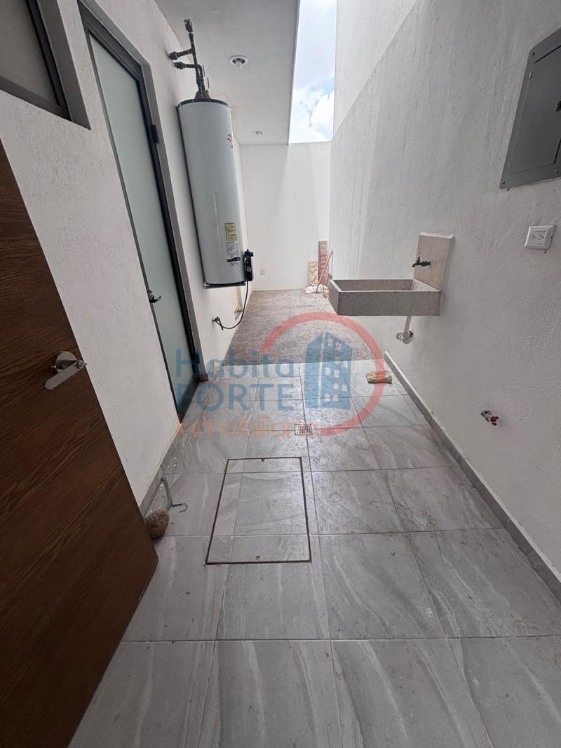 Renta de Casa en , ALTO LAGO PRIVADA RESIDENCIAL