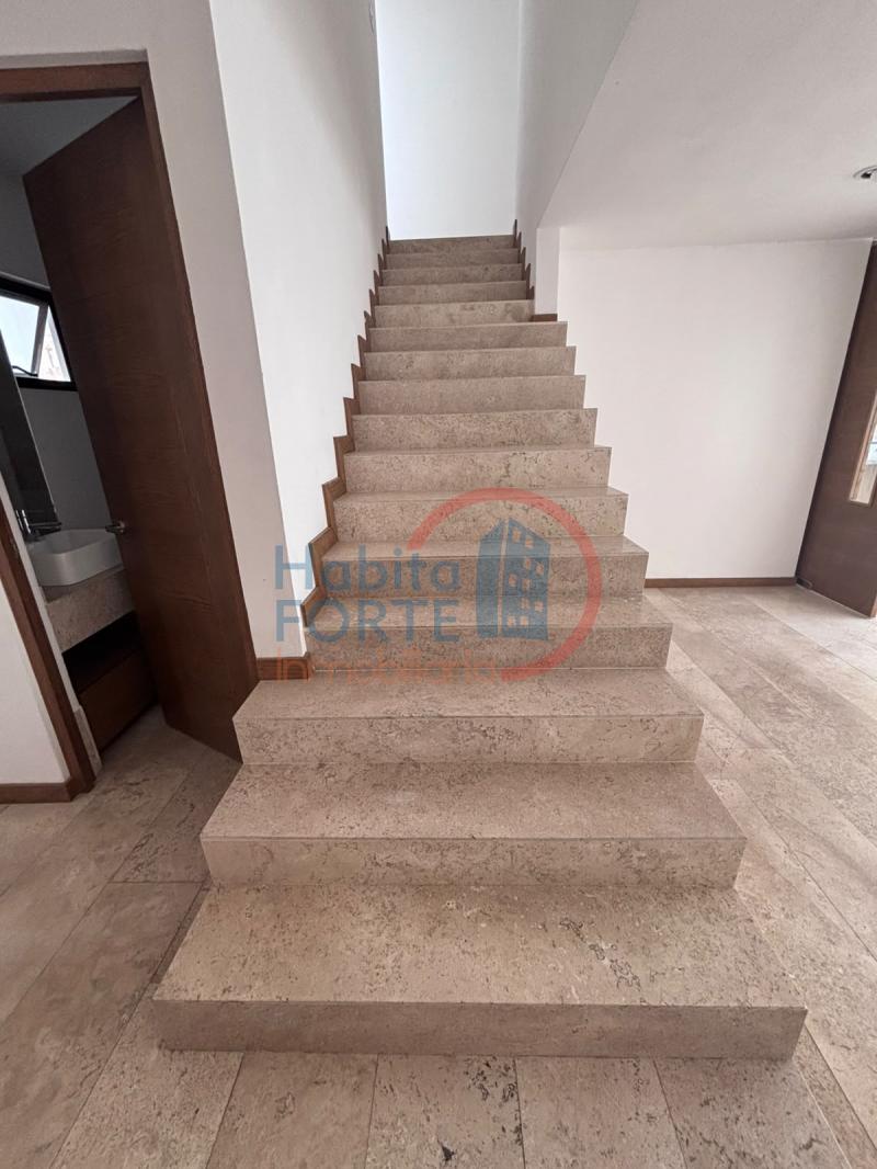 Renta de Casa en , ALTO LAGO PRIVADA RESIDENCIAL