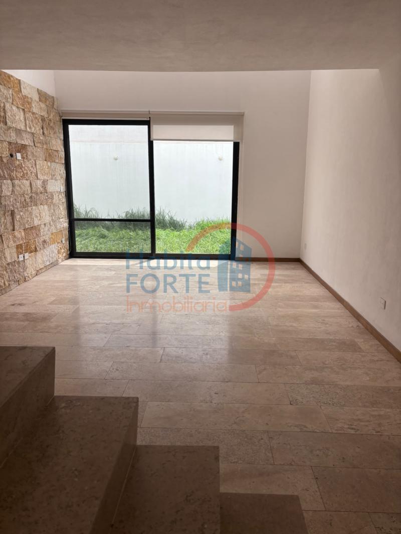 Renta de Casa en , ALTO LAGO PRIVADA RESIDENCIAL
