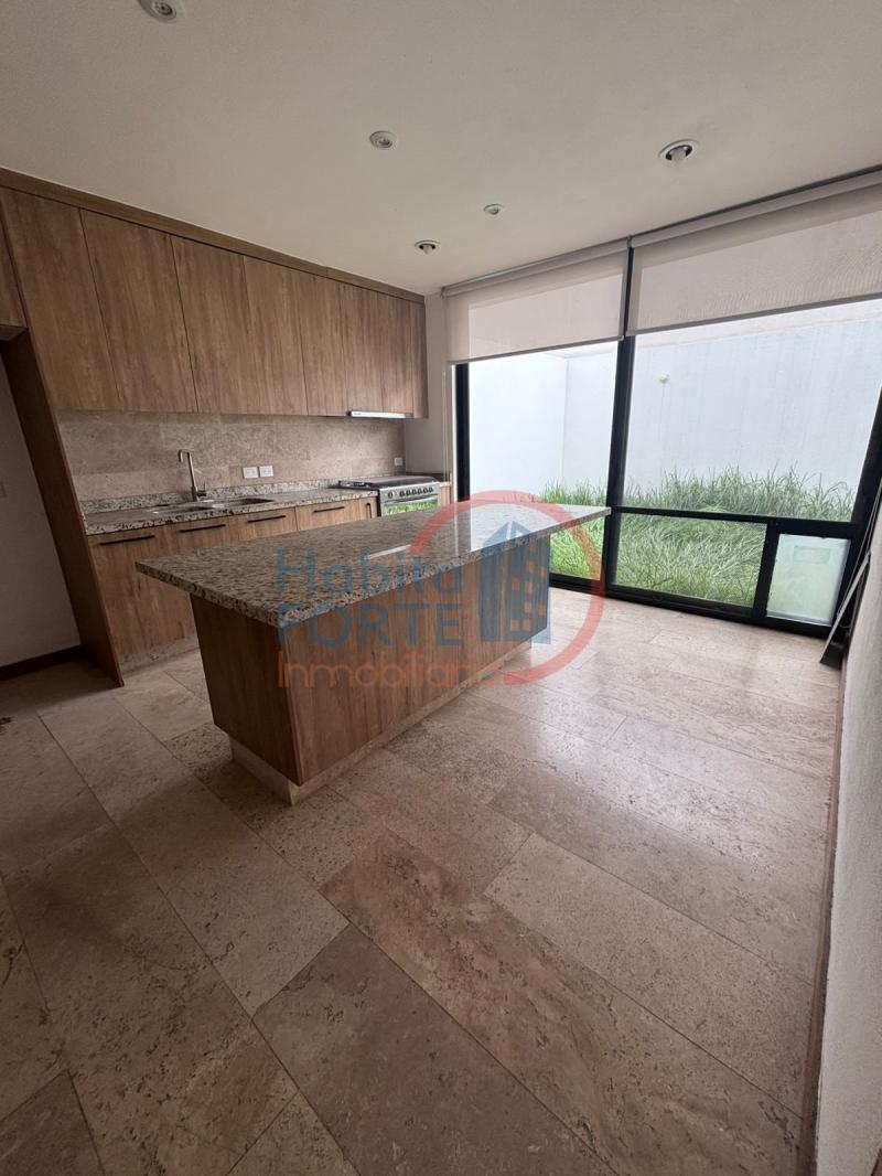 Renta de Casa en , ALTO LAGO PRIVADA RESIDENCIAL