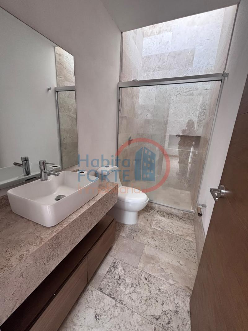Renta de Casa en , ALTO LAGO PRIVADA RESIDENCIAL