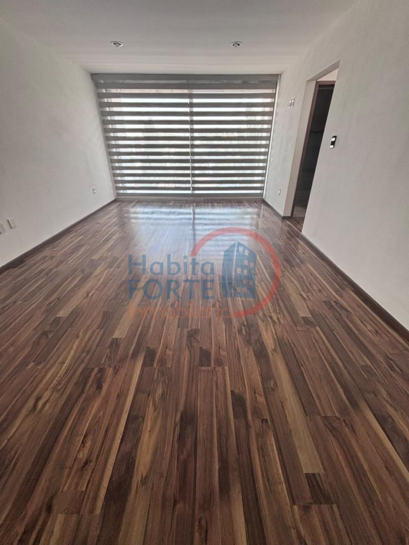 Venta de Casa en SAN LUIS POTOSI, LA LOMA DE GOLF