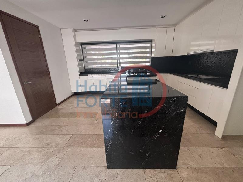 Venta de Casa en SAN LUIS POTOSI, LA LOMA DE GOLF
