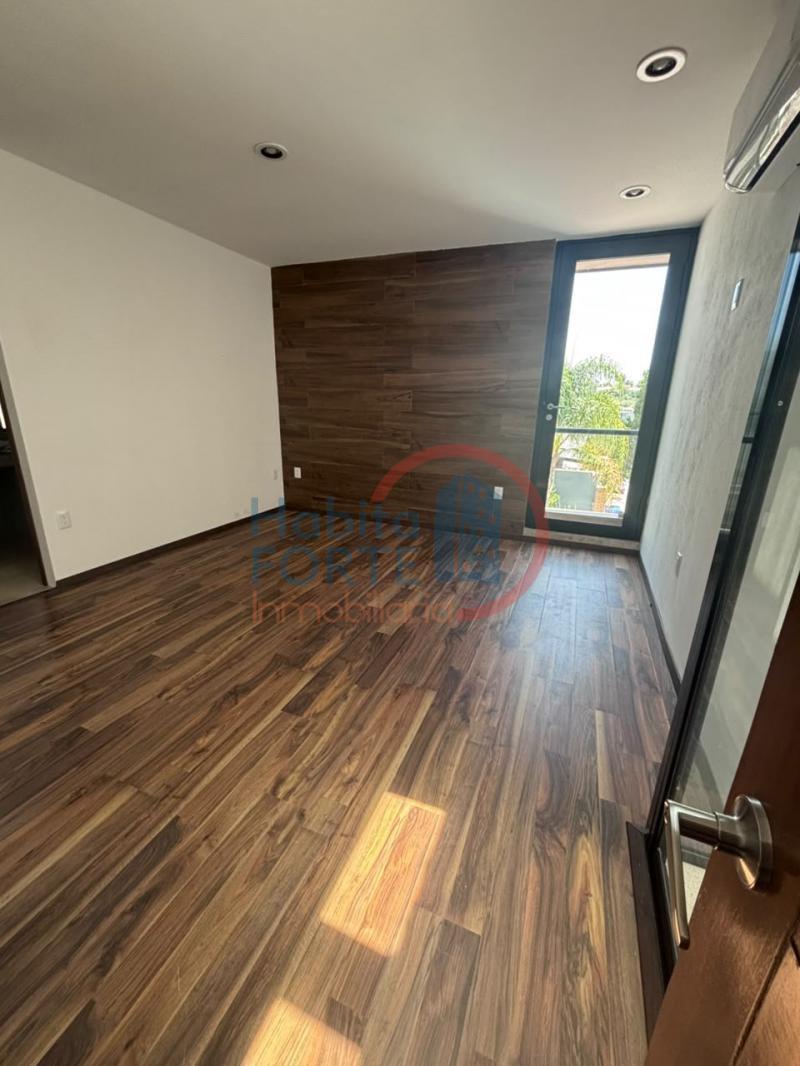 Venta de Casa en SAN LUIS POTOSI, LA LOMA DE GOLF