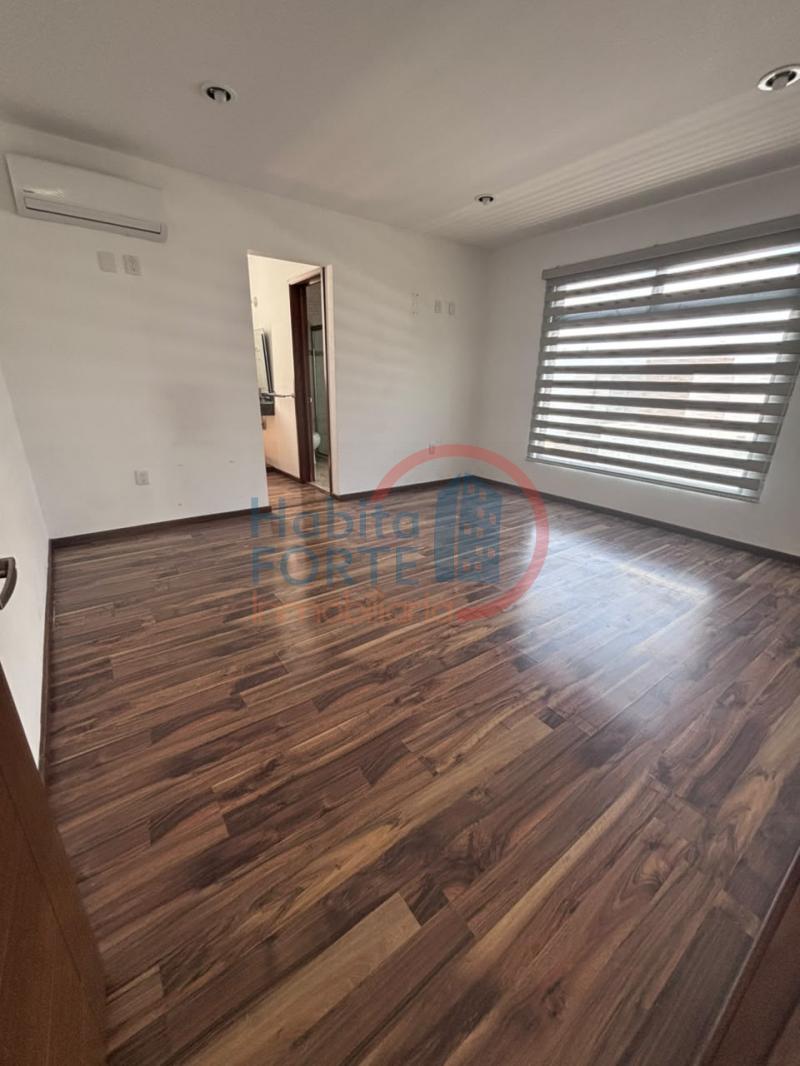 Venta de Casa en SAN LUIS POTOSI, LA LOMA DE GOLF