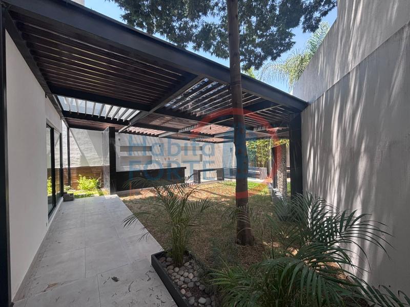 Venta de Casa en SAN LUIS POTOSI, LA LOMA DE GOLF