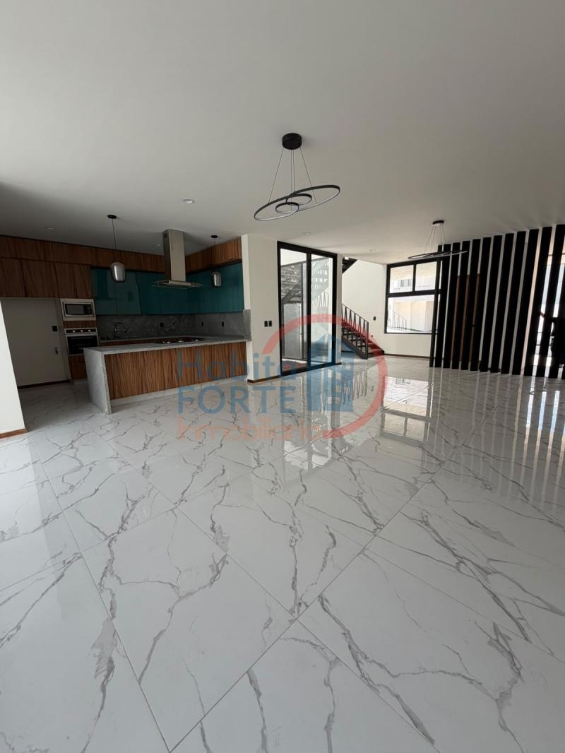 Renta de Casa en , PRIVADA LOMAS DE CHAPULTEPEC